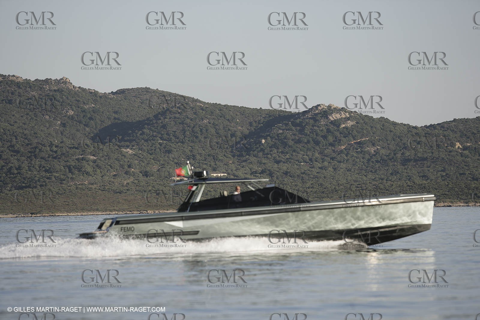 16 07 2007 - Portisco (Italie, Sardaigne) - Wally Power 47, 2007 version