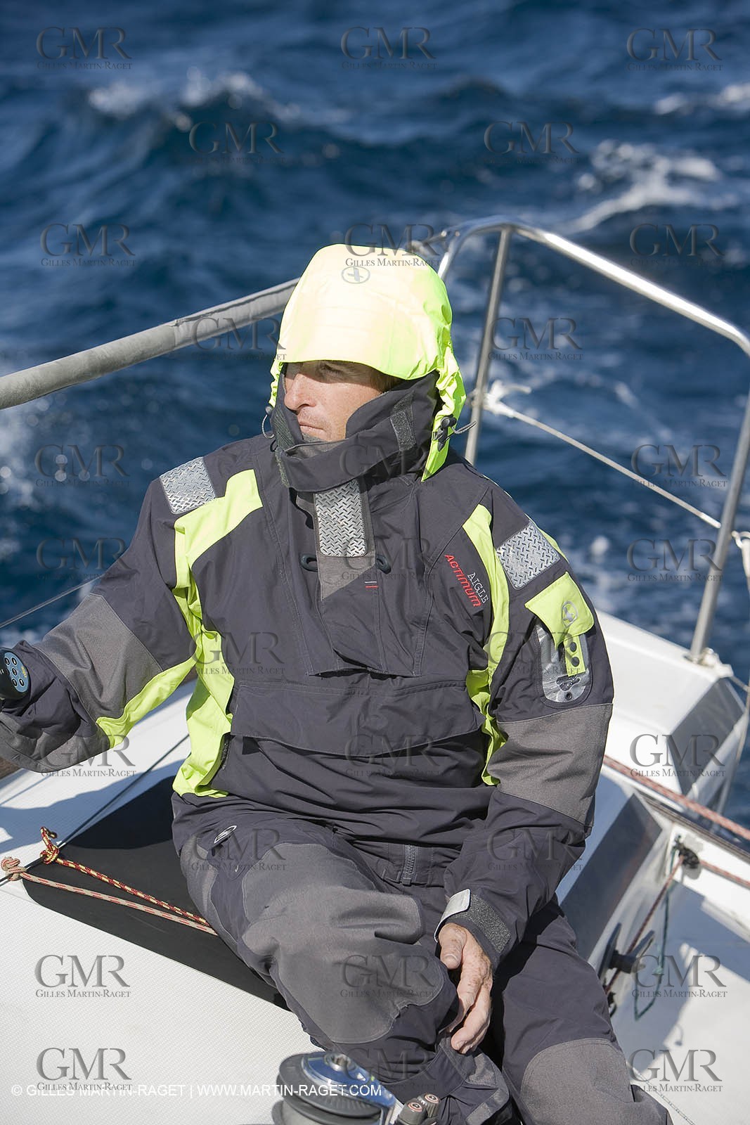 28 09 2007 - Marseille (FRA, 13) - Aigle Marine weather clothing showed in action by salors Marc Emig et Luce Molinier