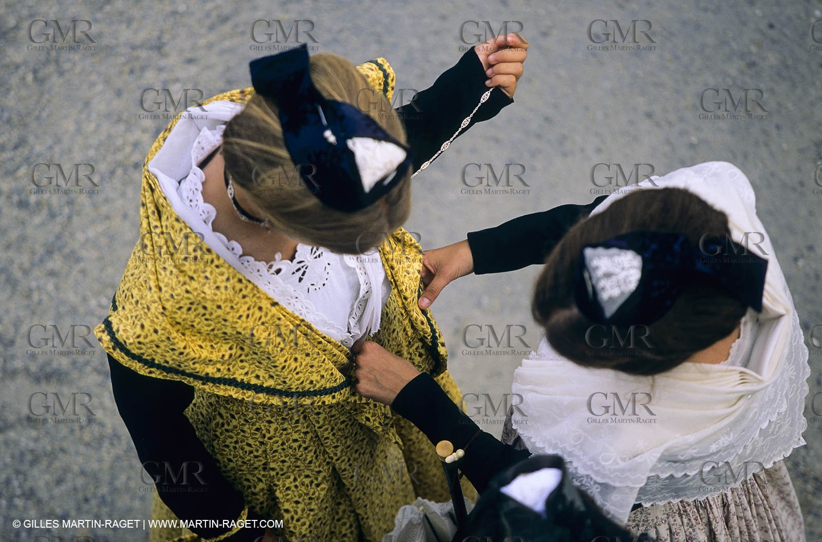 Arles (FRA,13) - Costume from Arles Fest