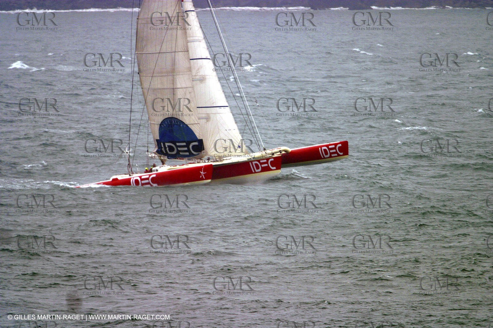 Round the world solo record - Idec - Francis Joyon - Brest finish