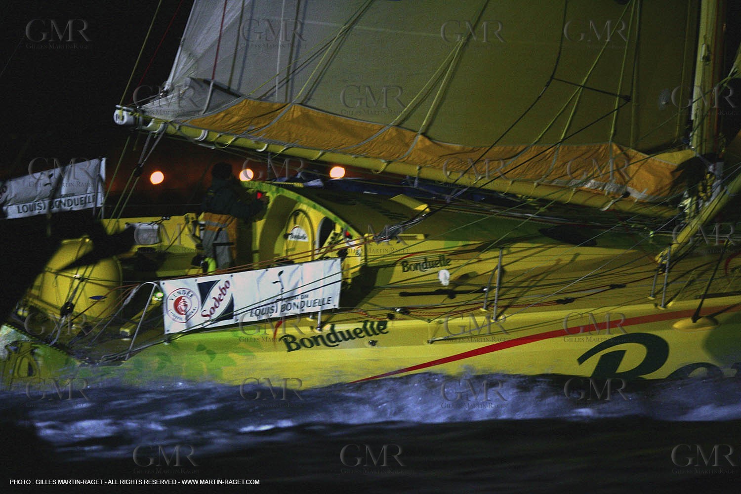 IMOCA Class - 2004 Vendée Globe  - Jean LeCam - Bonduelle - 2nd arrival