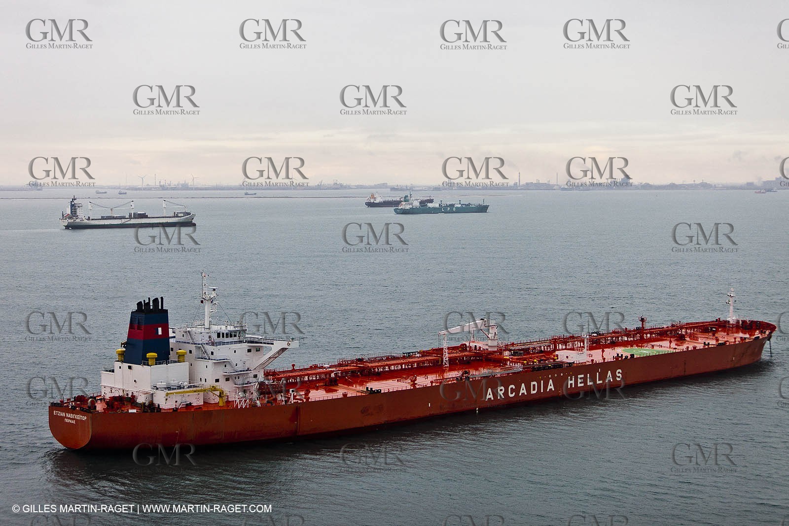 01-11-2010 - FOS (FRA,13) - Grêve du Port Autonome de Marseille - 01 11 2010 - FOS (FRA,13) Commercial Port on strike