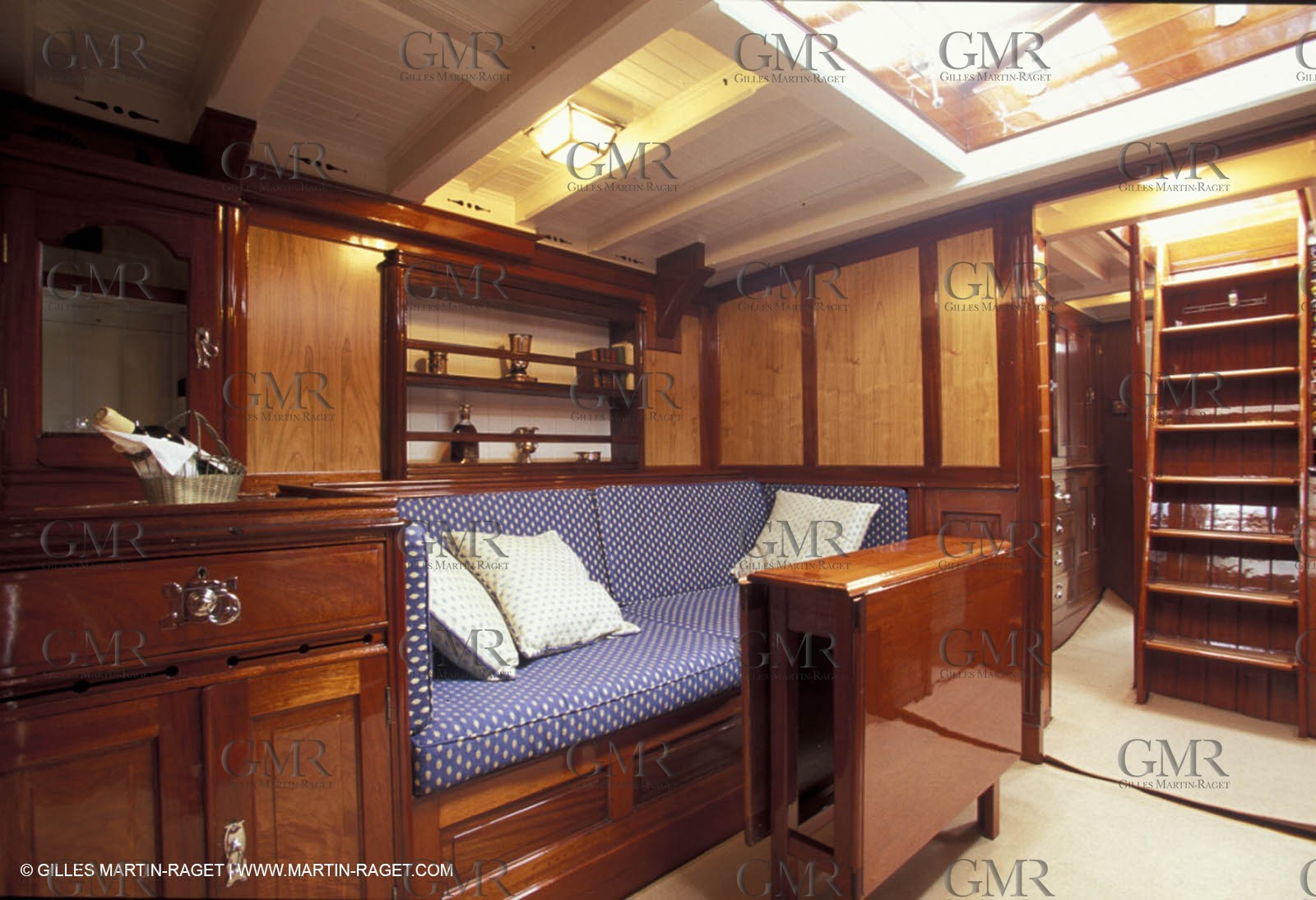 Interiors - Classic yachts - Tuiga