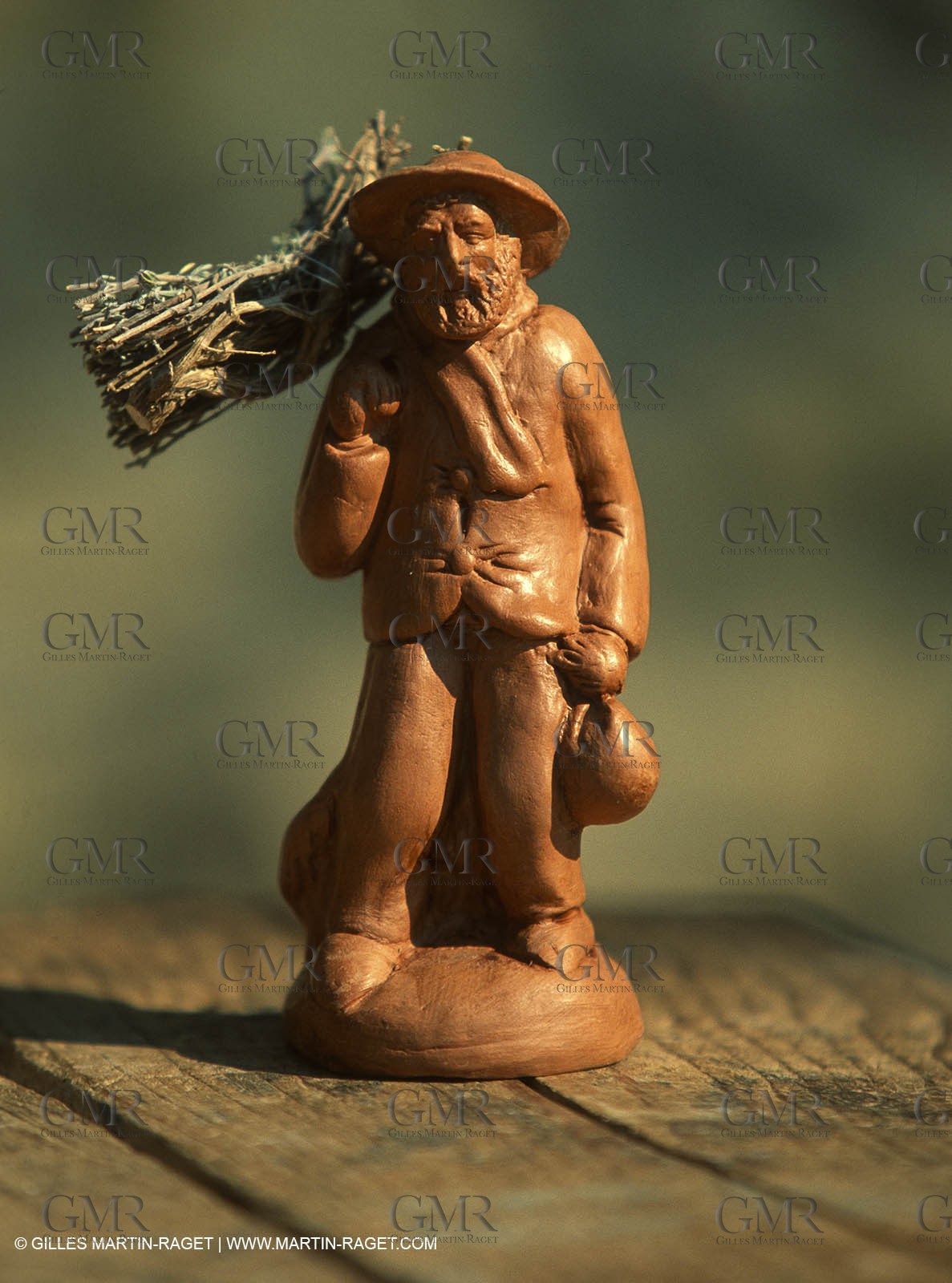 Baux de Provence, Cribs making