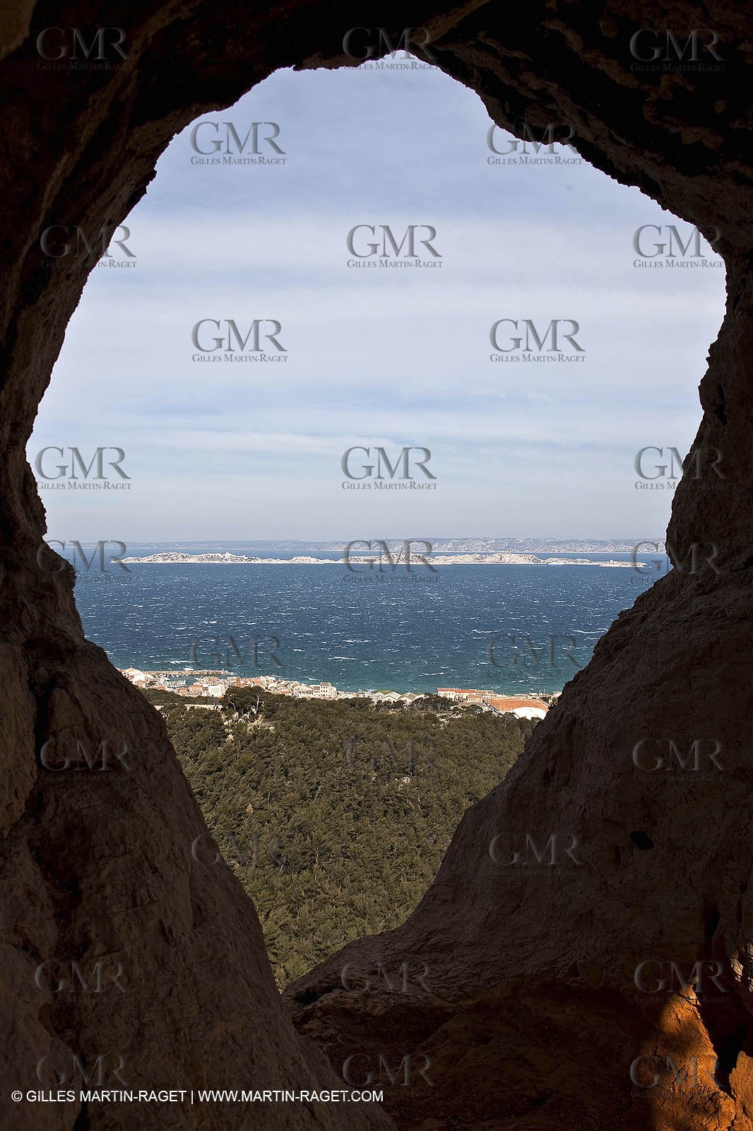 25 03 2009 - Marseille (FRA, 13) - Les Calanques - Massif de Marseilleveyre - La Roche Percée