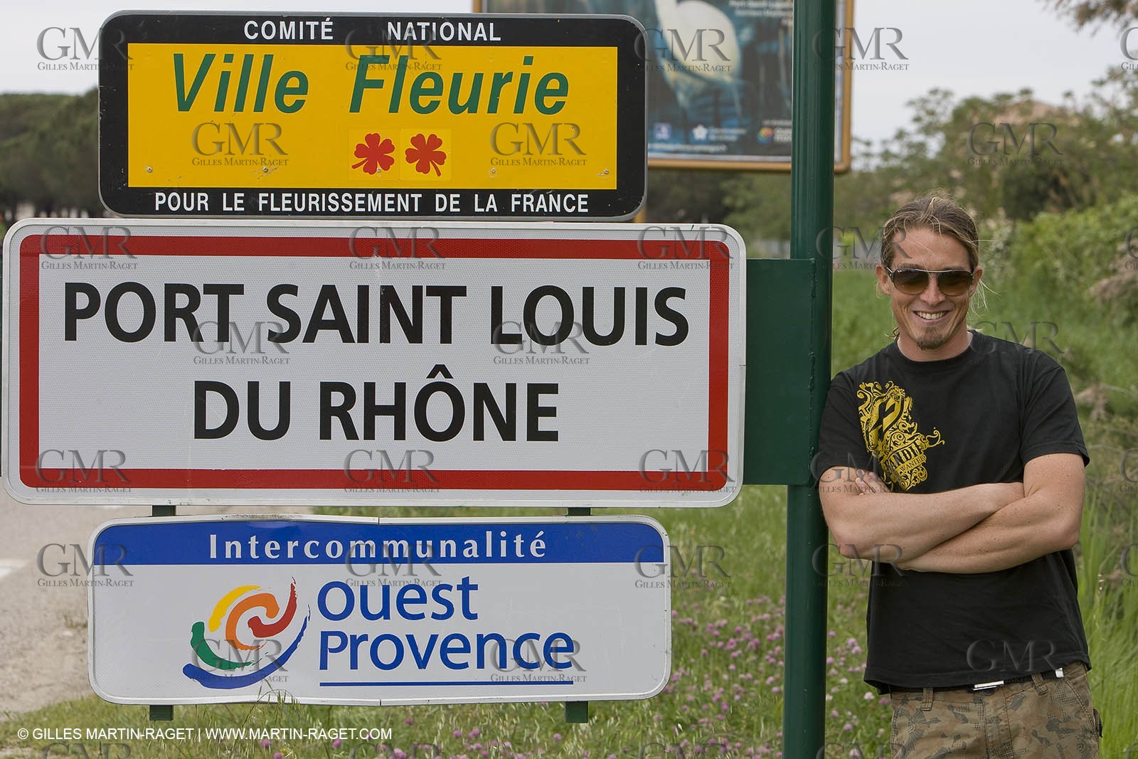 08 05 2008 - Port Saint Louis du Rhône (FRA, 13) - kite surfer Alexandre Caizergues training