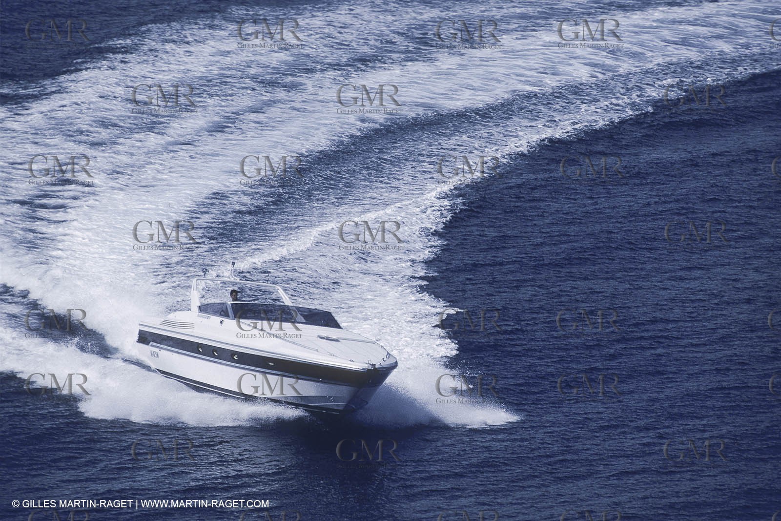 Powerboating, cruising, croisière moteur