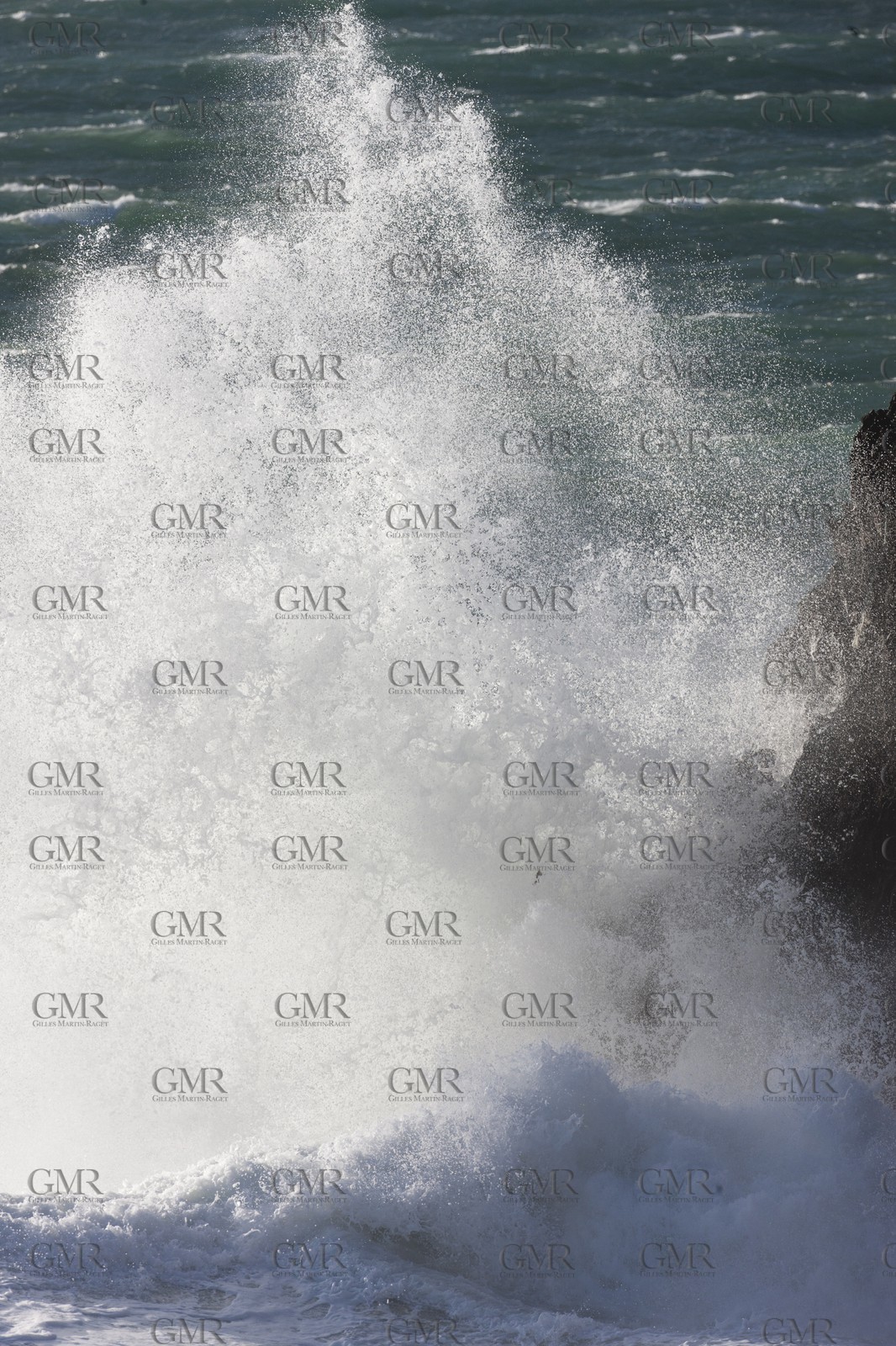 19 07 2011 - Cascais (POR) - 34th America's Cup - AC World Series - Cascais 2011 - Cascais area - Guincho