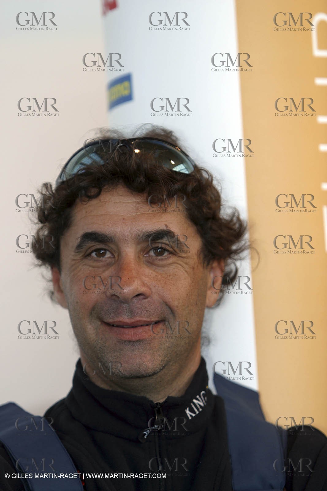 Kingfisher II - Jules Verne Trophy 2002 start - Brest