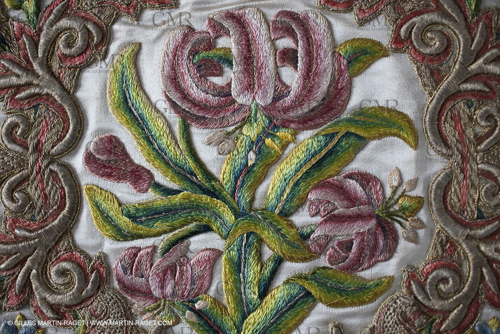 04 02 2013 - Marseille(FRA,13), Notre Dame de la Garde, liturgical clothing