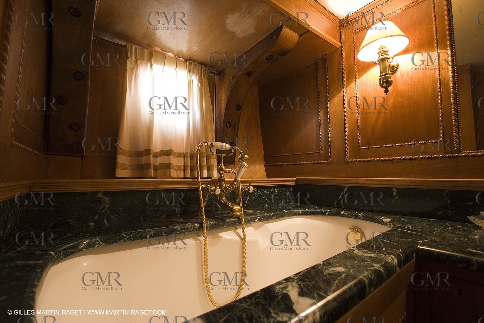 18-05-07 - Monaco - Zaca - Interiors