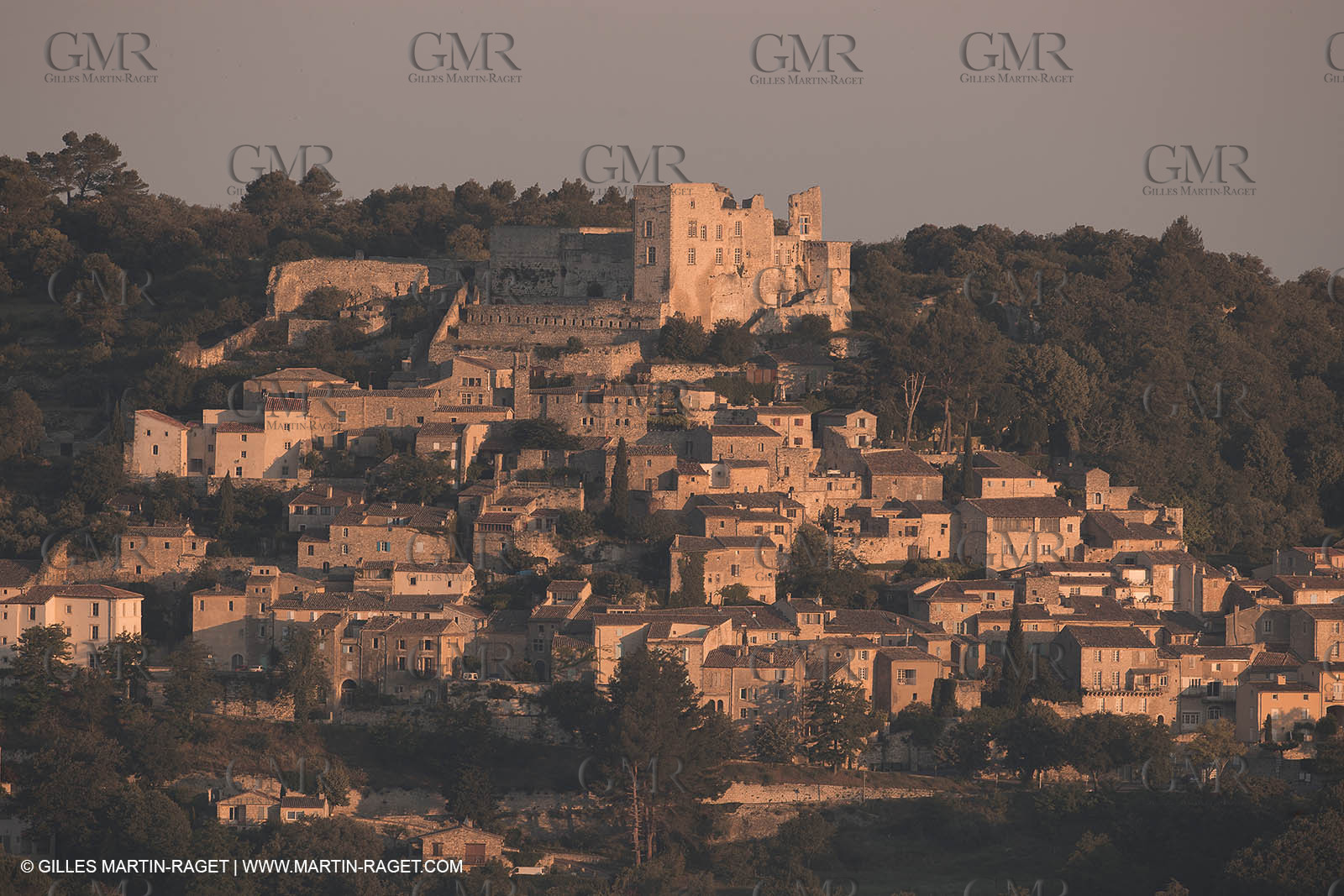 15 06 2018,Lacoste (FRA,84)