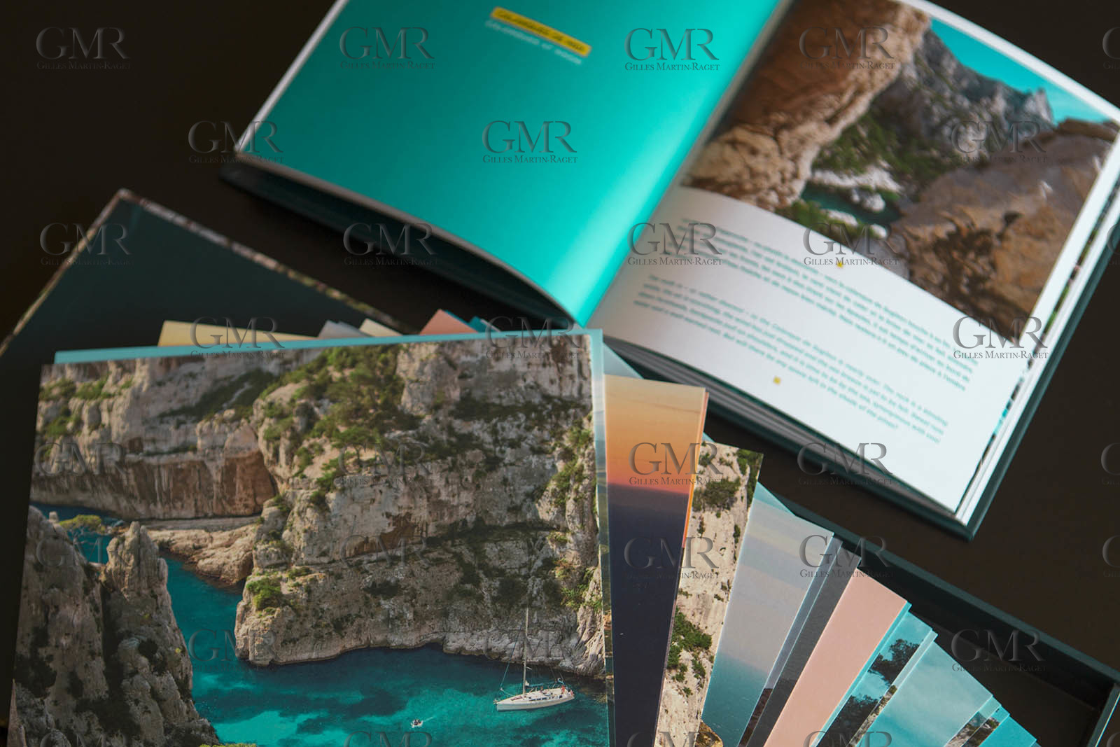 Box set Colours of the Calanques, words and photos by Gilles Martin-Raget, Editions Glénat, October 2015, 20 x 20 cm, includes a 30 pages bilingual bokklet and 20 separate prints on 300 gr paper, 19,2 x 19, 2 cm.