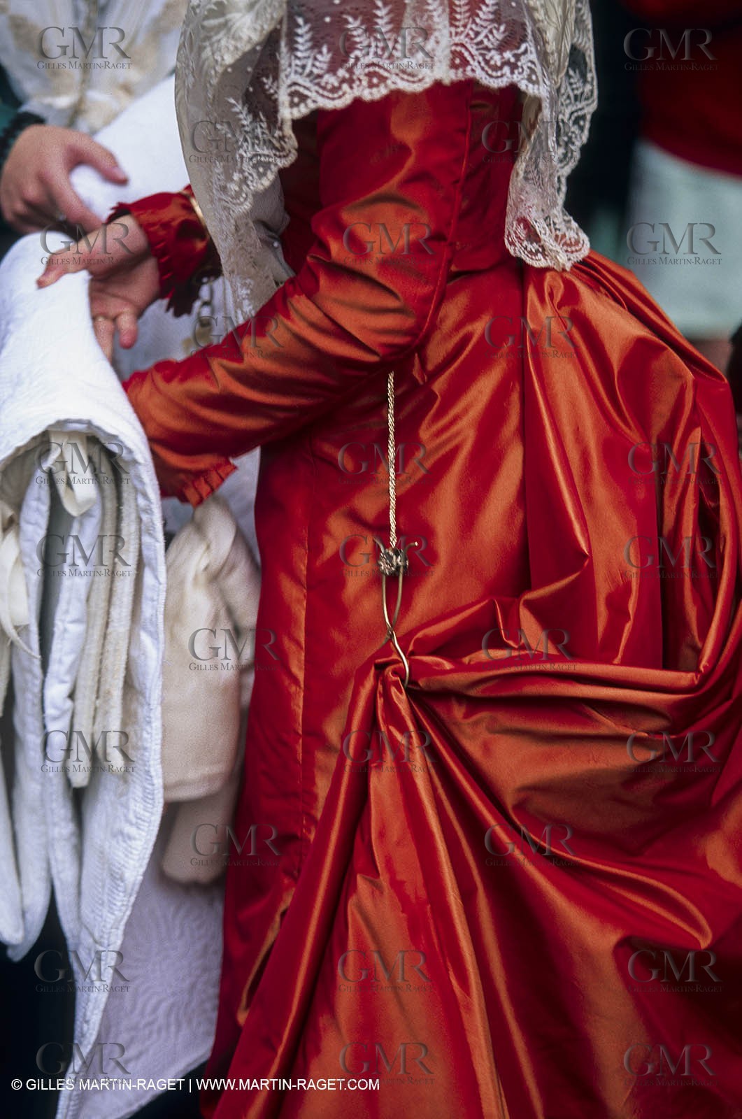 Arles (FRA,13) - Costume from Arles Fest