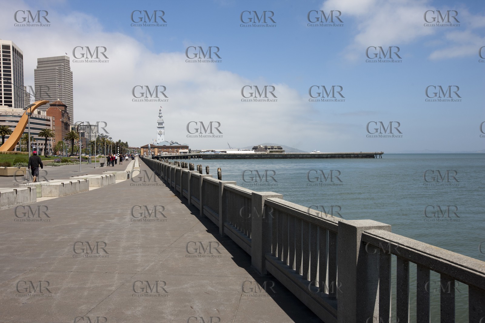 07 06 2011 - San Francisco (USA,CA) - 34th America's Cup - The Piers in their state of origin - Pier 14-22