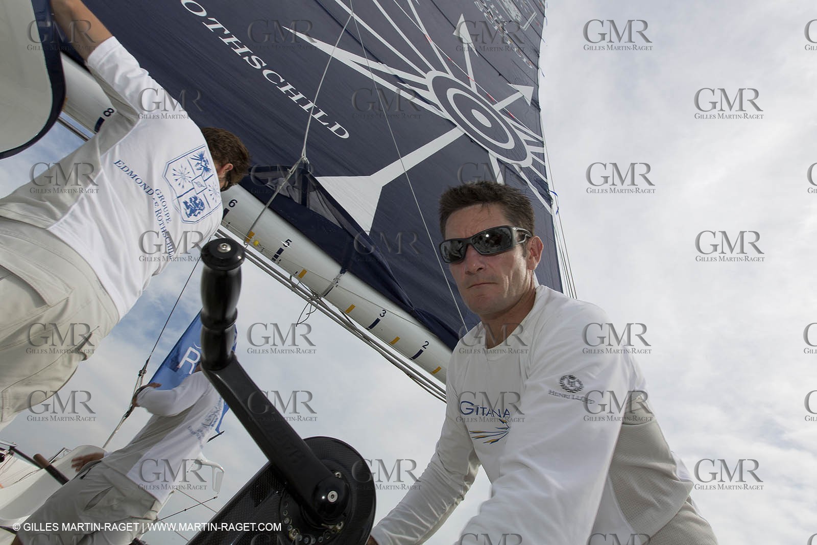 05 07 2012 - New York (USA) - Ocean Krys Race - Speed runs in fornt of NY city