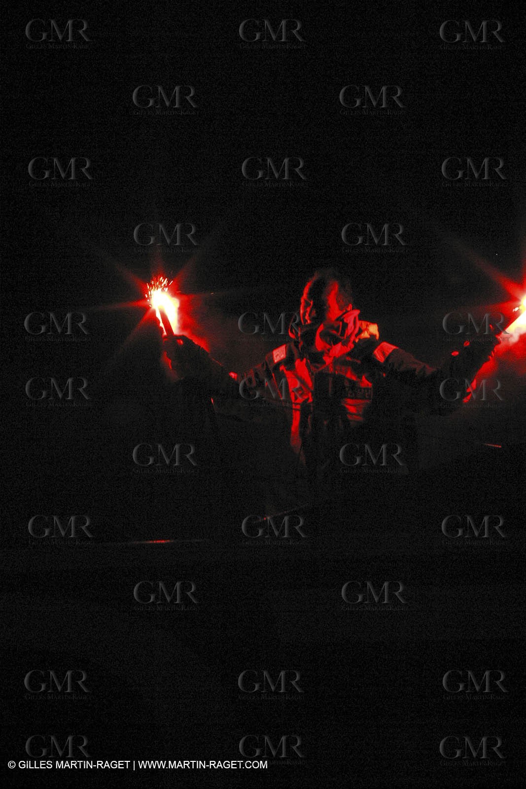 Round the world solo record - Idec - Francis Joyon - Brest finish