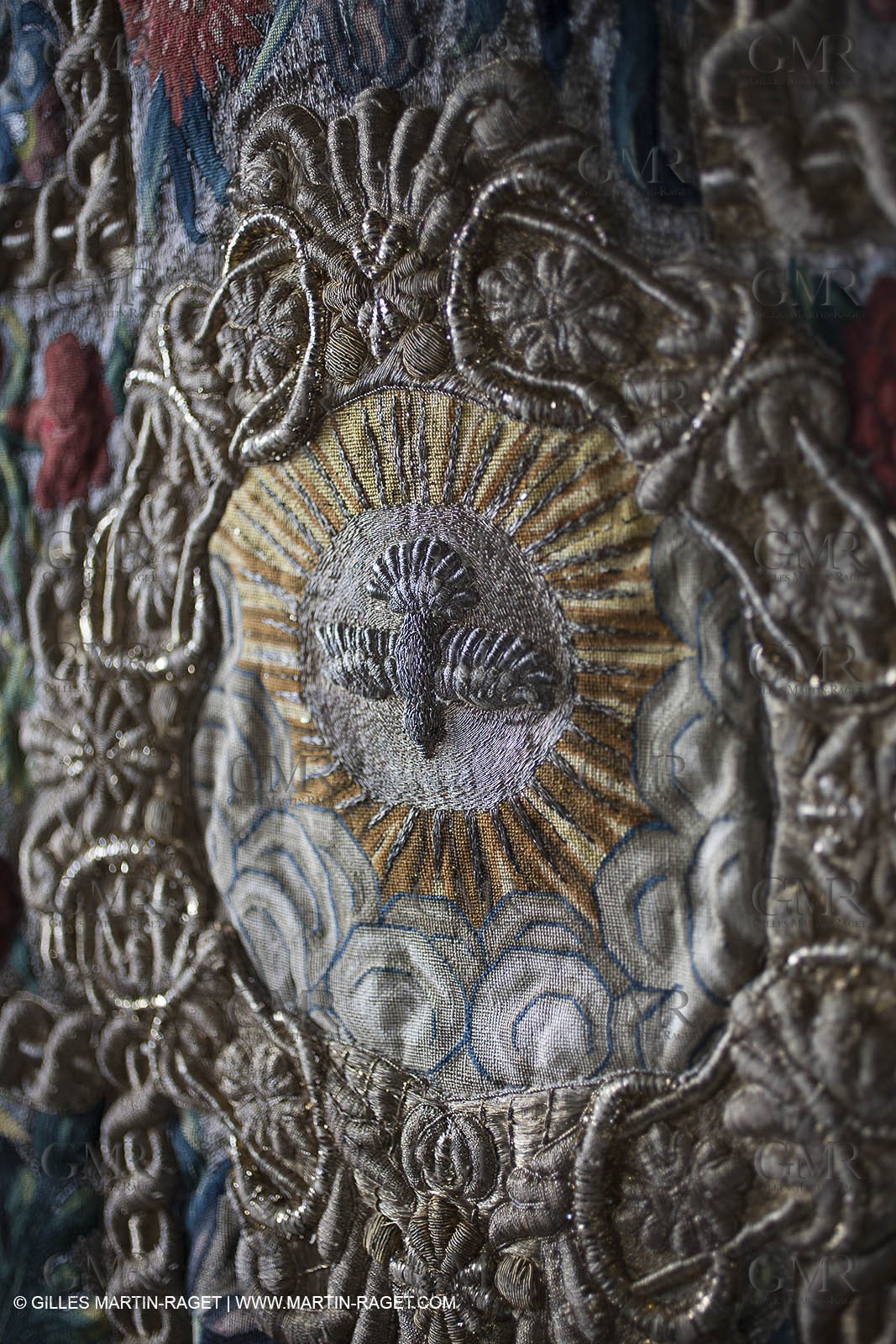 04 02 2013 - Marseille(FRA,13), Notre Dame de la Garde, liturgical clothing