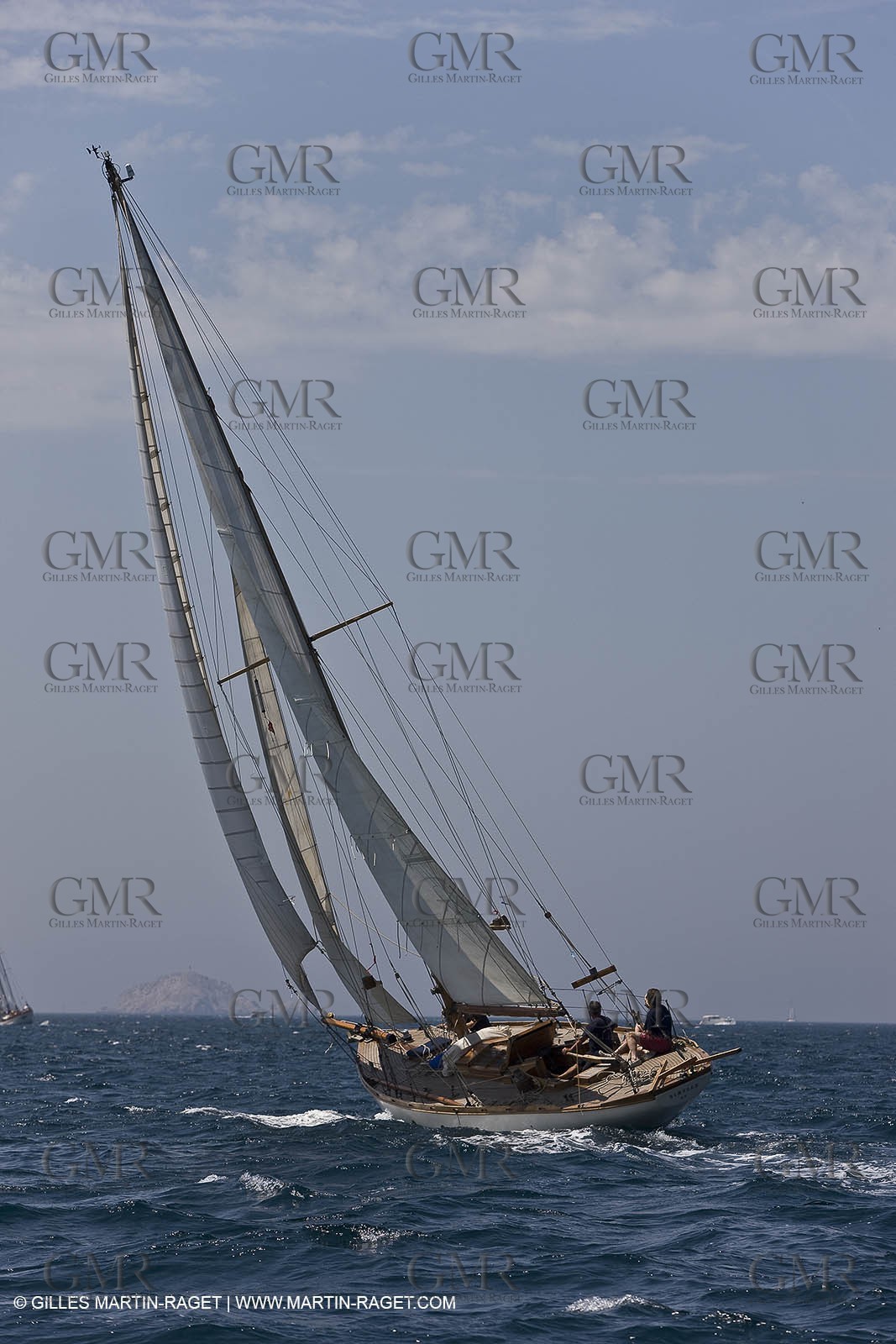 Sailing, Classic yachts, Voiles Vieux Port 2009, Marseille (FRA)