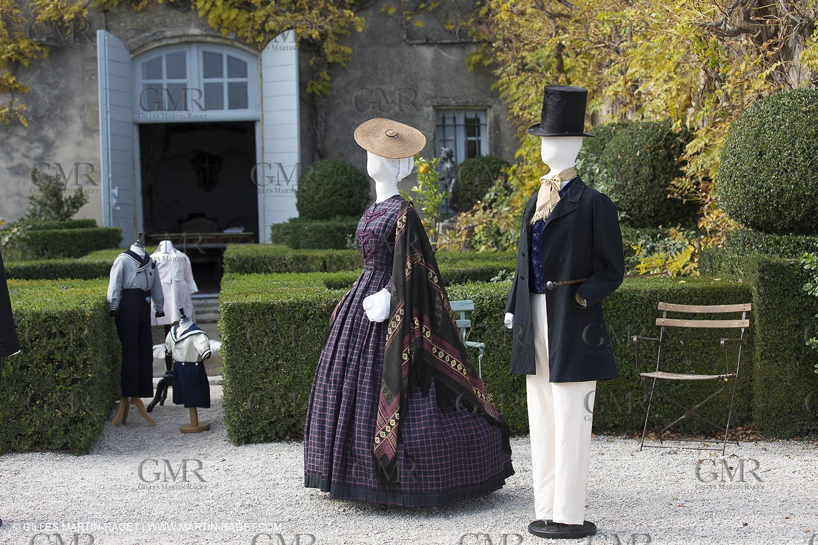 31 10 2013 - Ansouis (FRA,84) - Ansouis castle - Costumes of the exhibit Men costumes