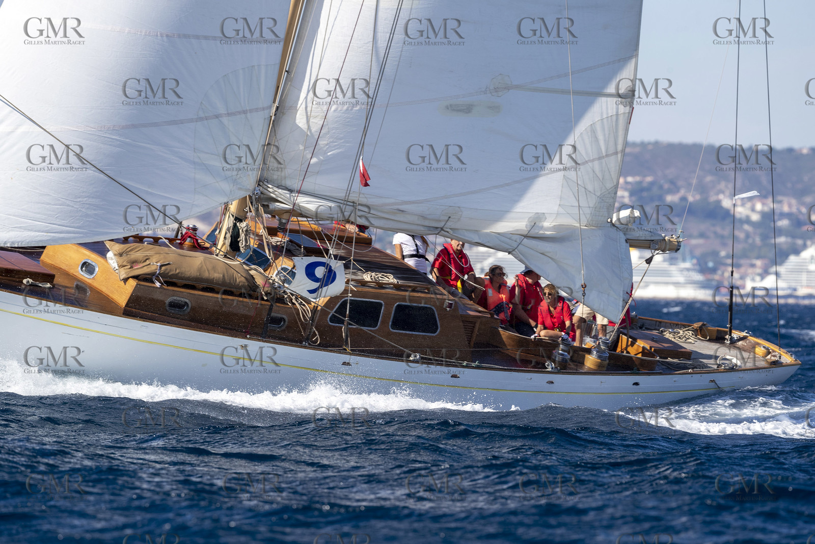 GMR_7911