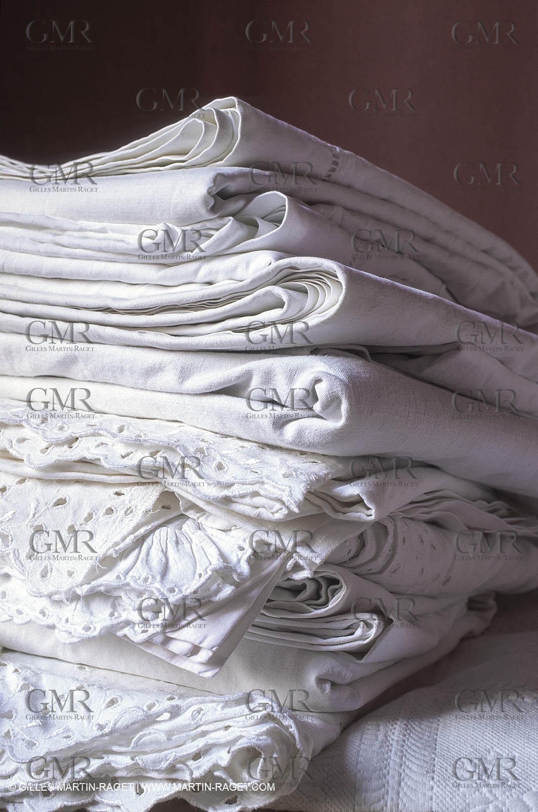 Bouches du Rhône, (FRA,13), Household linen