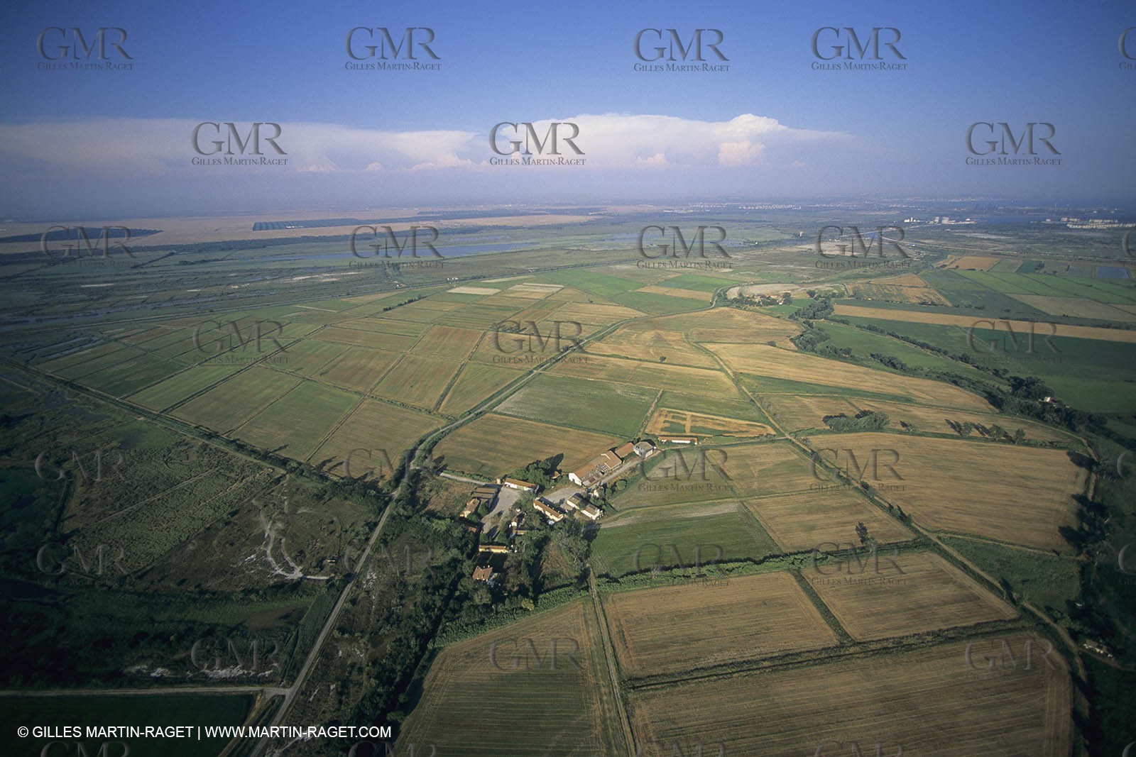 France, Provence, Plaine de La Crau
