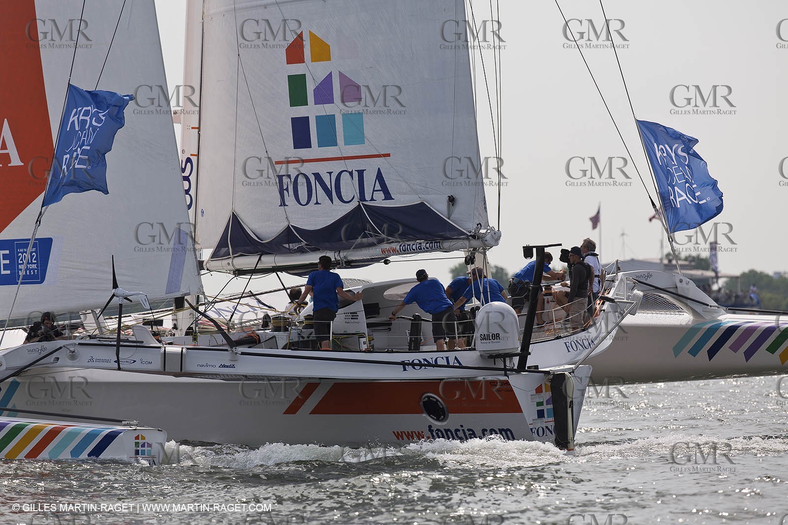05 07 2012 - New York (USA) - Ocean Krys Race - Speed runs in fornt of NY city