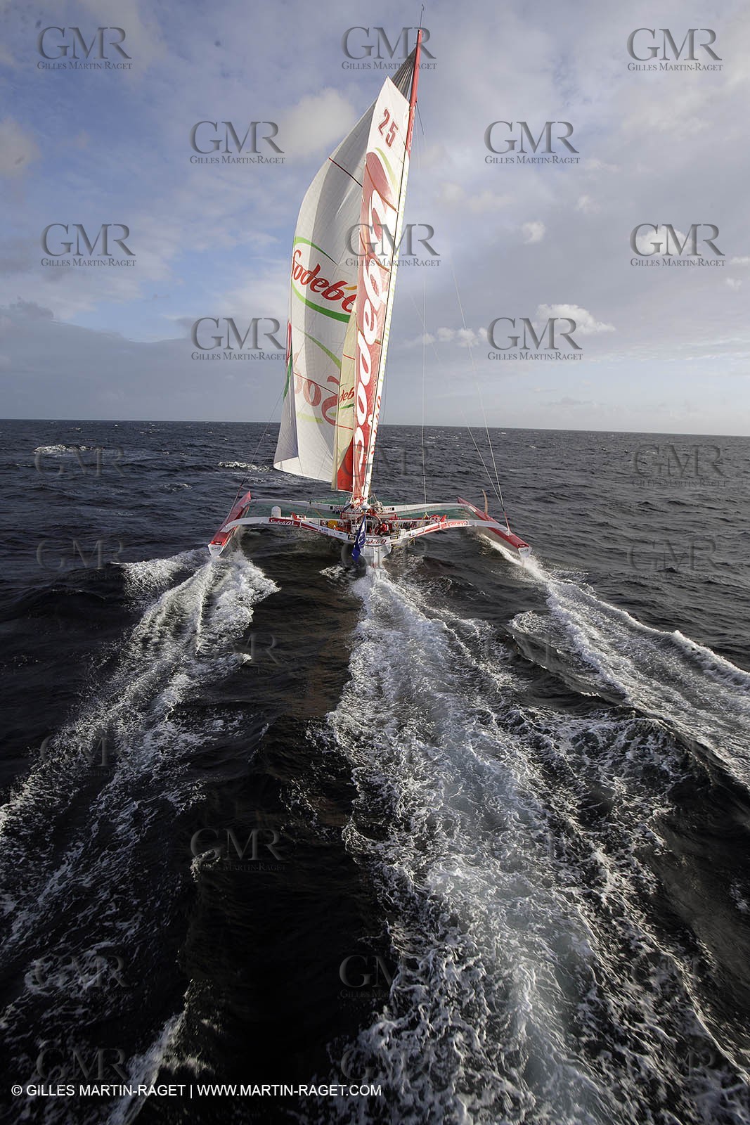 11 10 2008  -Lorient (FRA)  -  Multis Orma - Sodebo (Thomas Coville) - Route du Rhum 2006 training