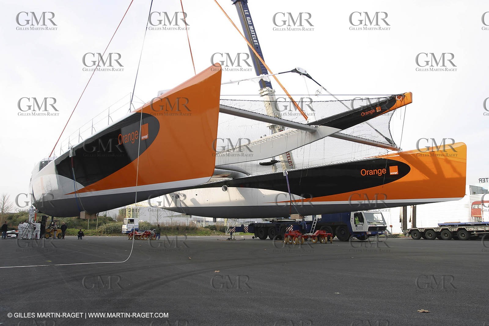 Vannes - Multiplast Boatyard - Orange II 1st going in the water