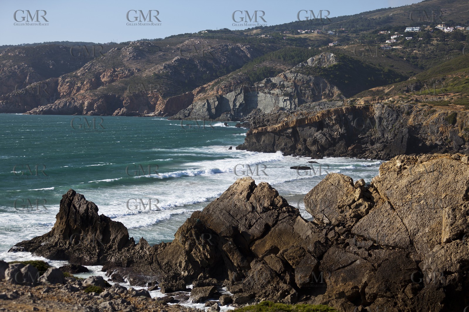 13 07 2011 - Cascais (POR) - 34th America's Cup - AC World Series - Cascais 2011 - Cascais area - Guincho sailboard   Kite surf spot