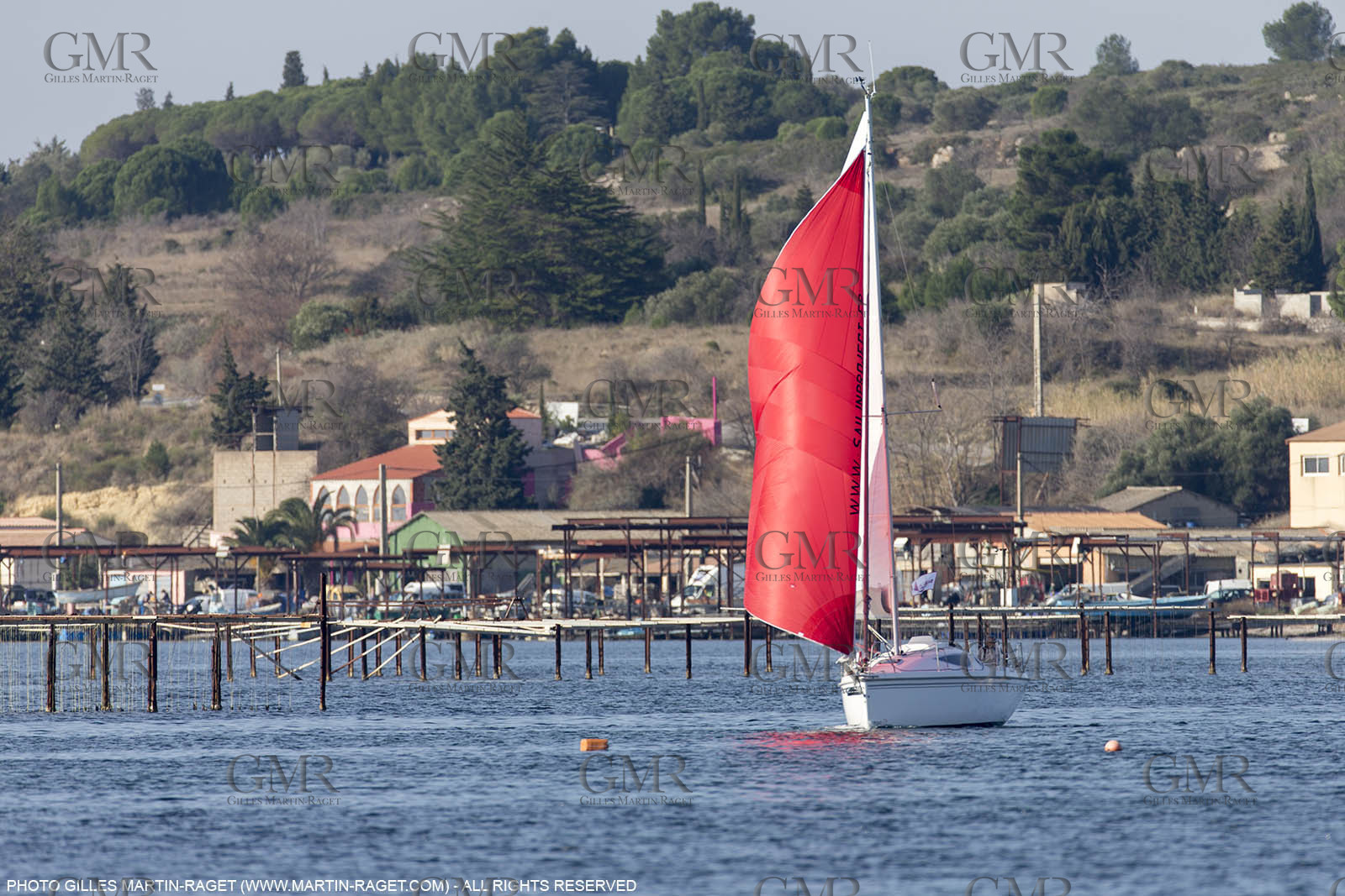 28 01 2016, Sète (FRA,34), Cruising on Thau Basin, Bouzigue