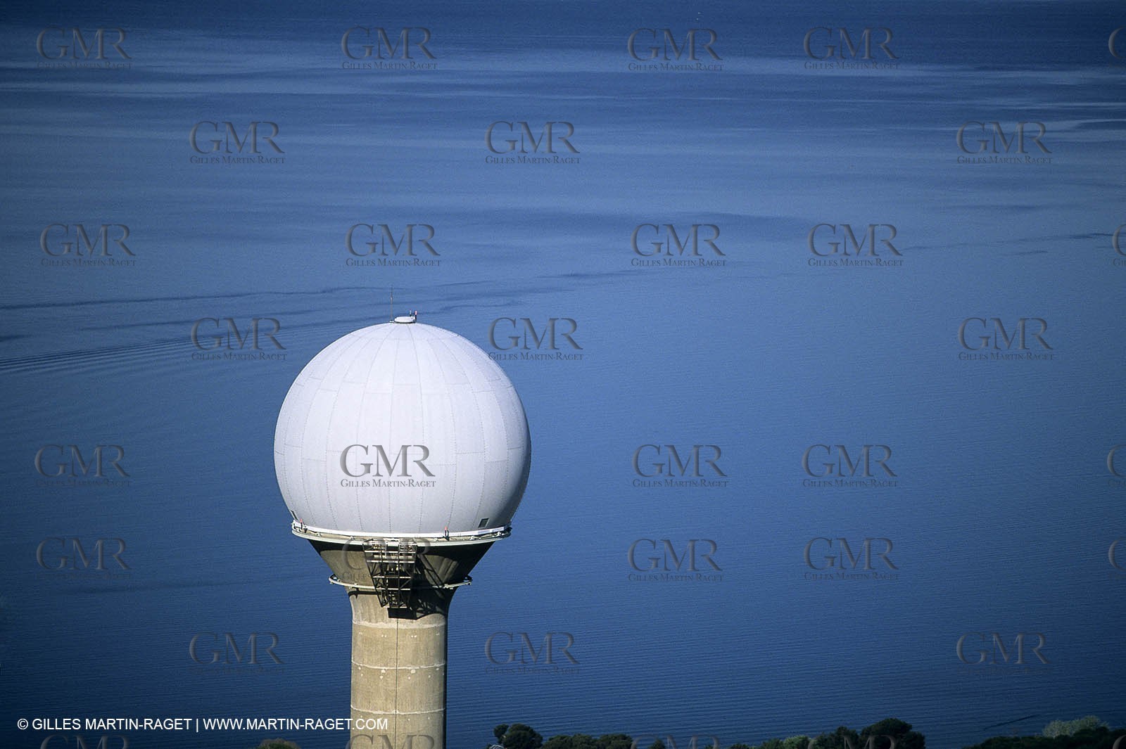 Berre Lake (FRA,13) - Marseille-Provence Airport