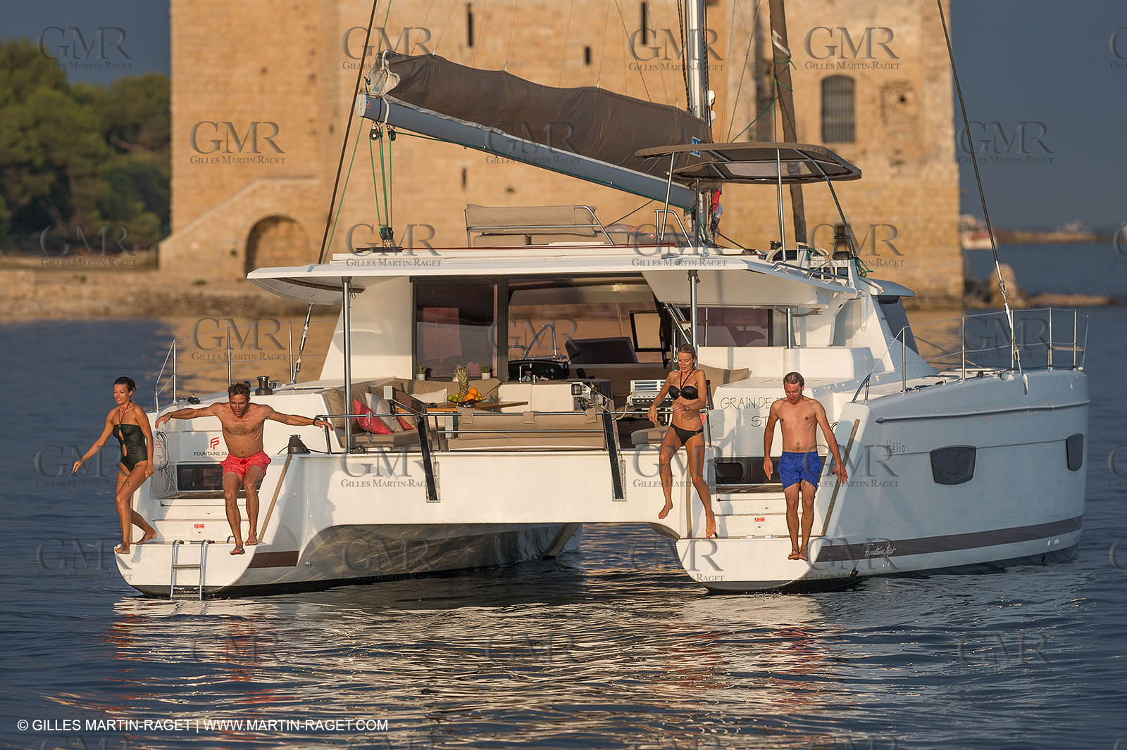 12 09 2016, Cannes (FRA,06), Chantier Fountaine-Pajot, Helia 44