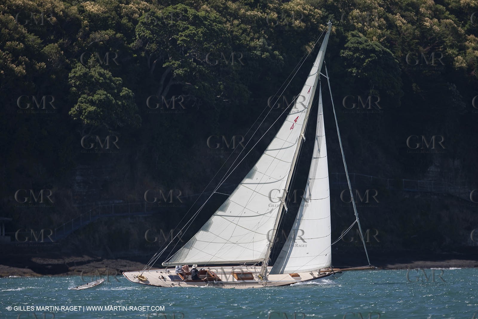 23 01 2009 - Auckland (NZL) -  Louis Vuitton Pacific Series - BMW ORACLE Racing-Tuning up onboard Emirates Team New Zealand yacht