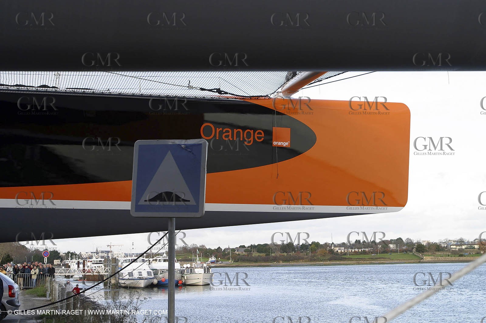 Vannes - Multiplast Boatyard - Orange II 1st go in the water
