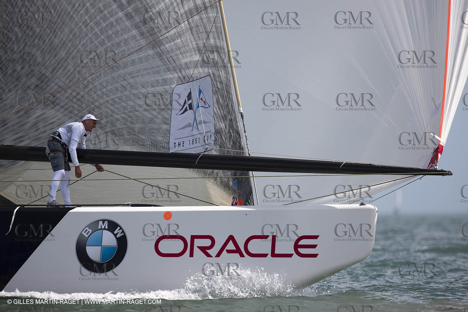 02 08 2010 - Cowes (UK, IOW) - The 1851 Cup -  BMW ORACLE Racing - Training Day.