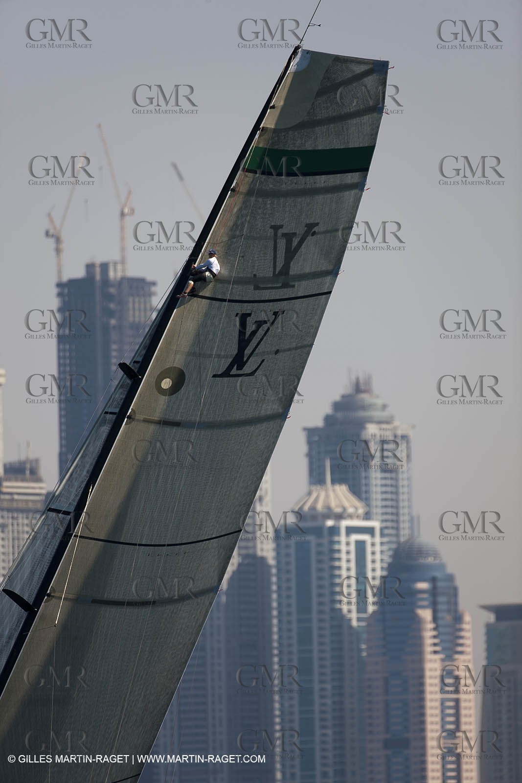 18 11 2010 - Dubai (UAE) - Dubai Louis Vuitton Trophy -  BMW ORACLE Racing Vs Mascalzone Latino
