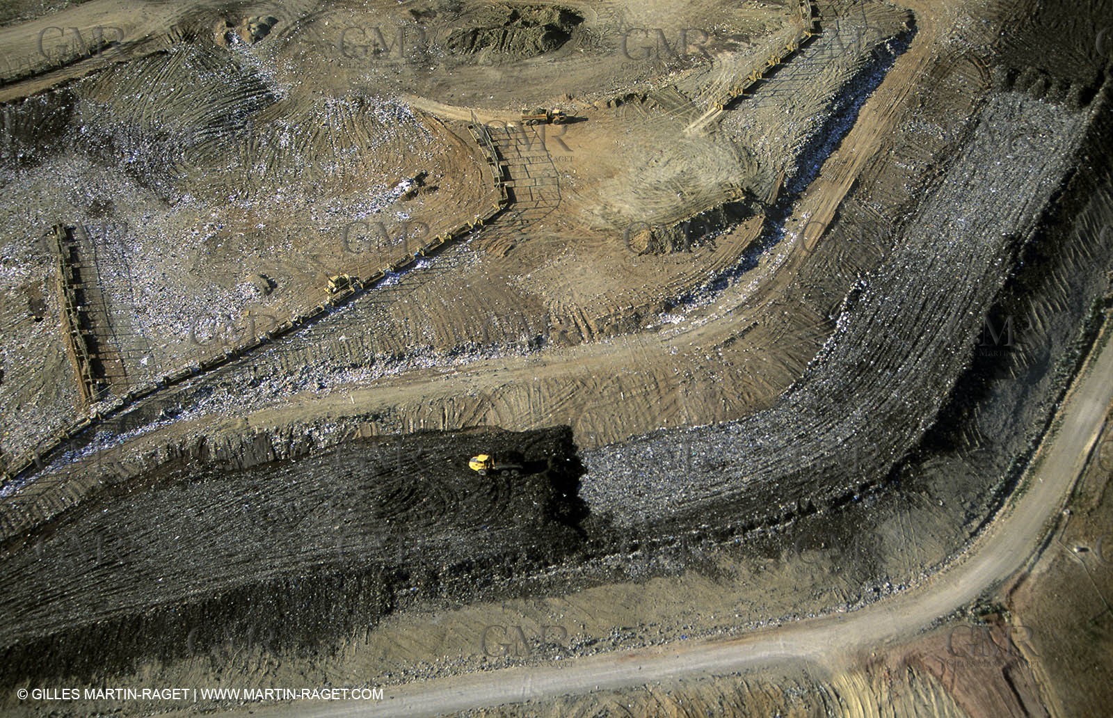 Entressen dustbin depot