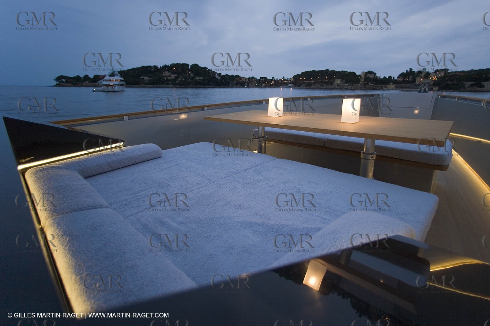 29 09 2007 - St Jean Cap Ferrat - Wally Yachts - Wally Power 70 - Lau Lau