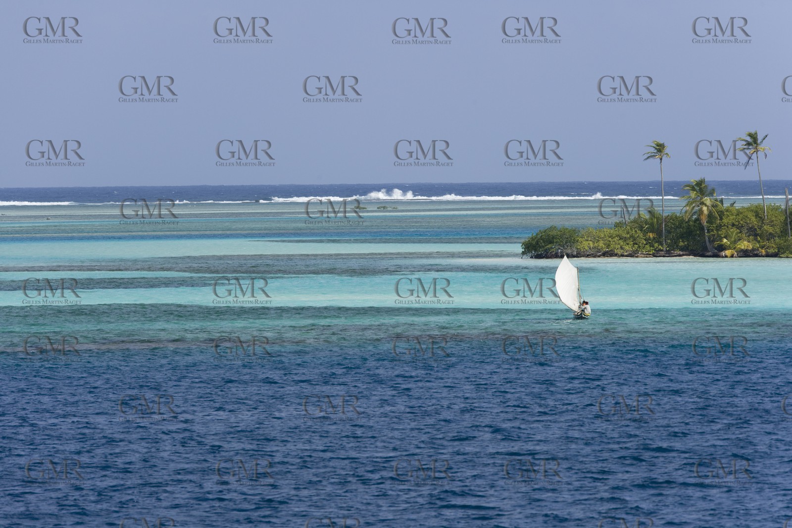 01 02 2008 - San Blas Archipelago (Panama) - Motor Yacht Senses