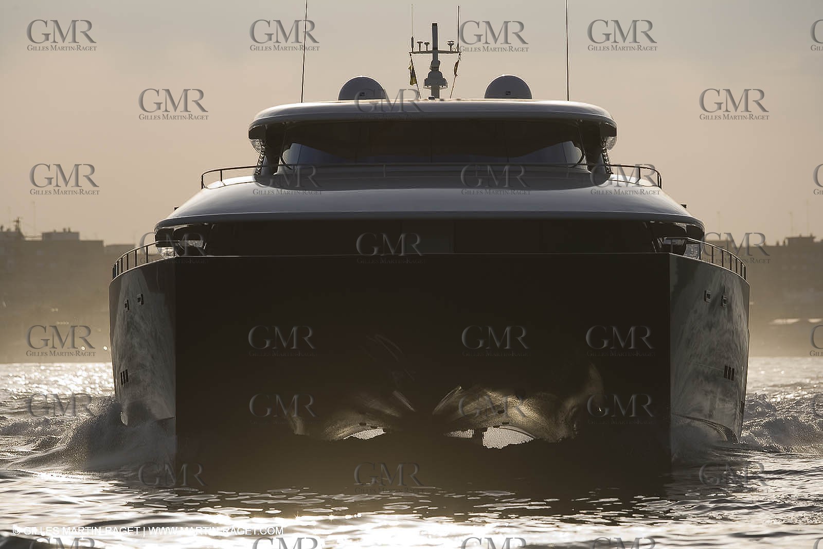 11 06 2007 - Valencia (Spain) - Super Yacht Catamaran Bradley, Gilles Vaton design built by H2X in la Ciotat (France)