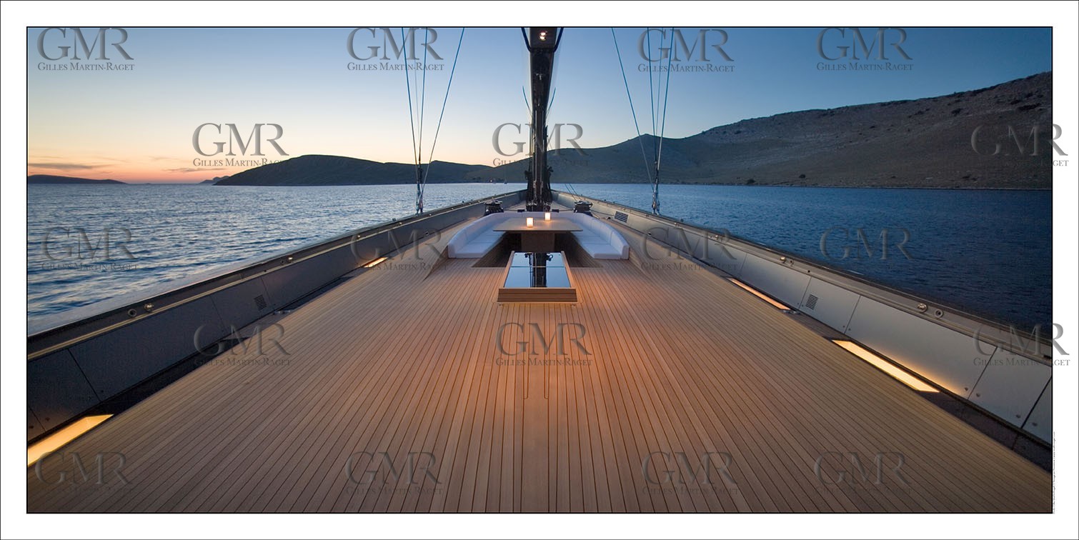 Product: in house made quality print on 8 ultrachome colors Epson ink Jet printer.Available sizes: . 50 x 100 cm. 100 x 200 cmAvailable papers: . Standard 250 gr glossy paper print, black streak, white margin, no signature. Top quality glossy 290 gr. paper, black streak, white margin, checked and signed by the author. Fine Art print (signed, numbered, stamped, registered) on demand. Other supports (Canvas, Acrylic, Metal) on demandPackaging: cylindric reinforced tubeShipping options: regular mail or Shipping companyClick on the basket icon to select your options and start the online ordering process