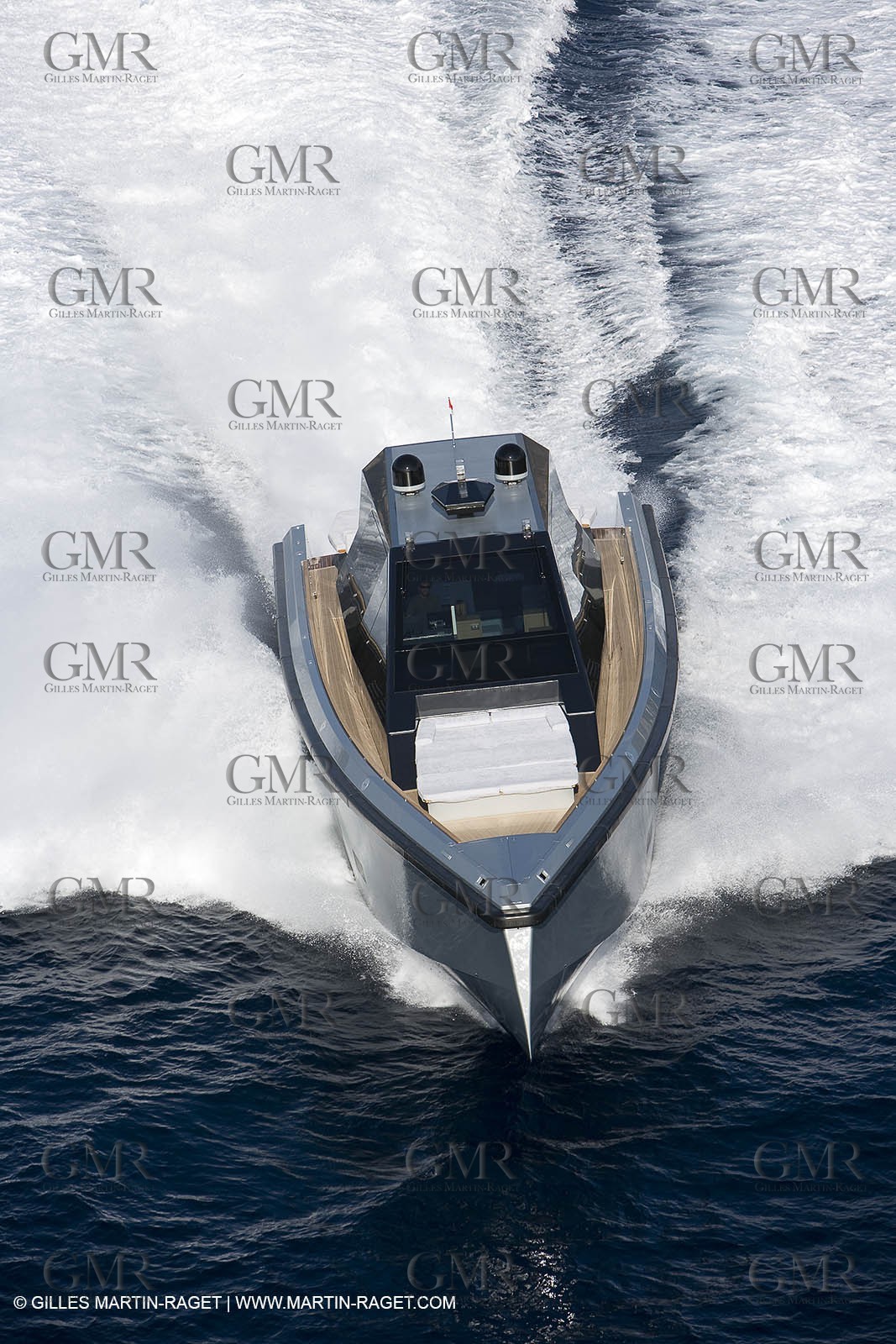 29 09 2007 - St Jean Cap Ferrat - Wally Yachts - Wally Power 70 - Lau Lau