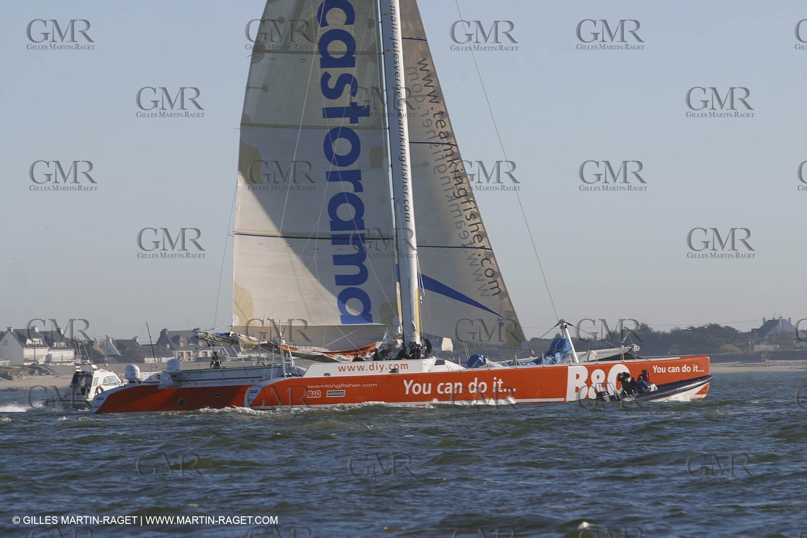 Kingfisher II - Jules Verne Trophy 2002 start - Brest