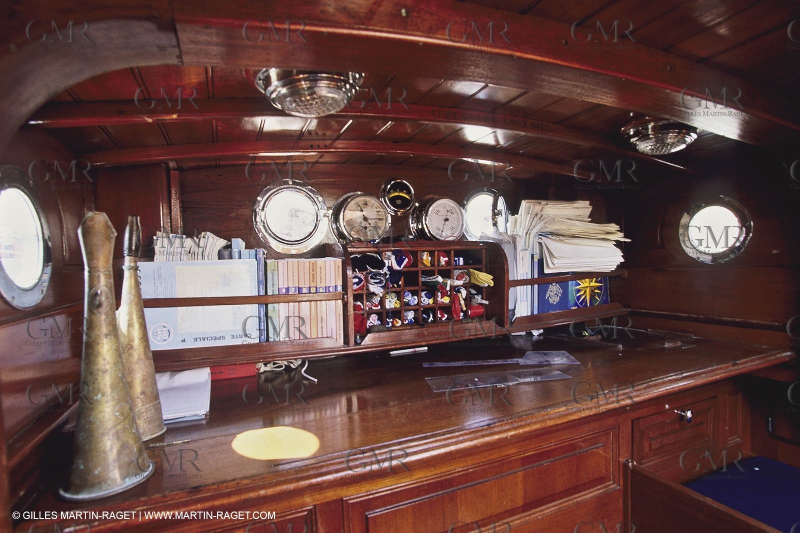 Classic yachts - Oiseau de Feu