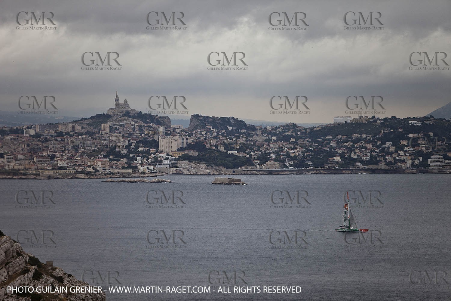 05 14 09 - Marseilles - Mediterranean Record - Groupama 3 - Franck Cammas - G Class - Start from Marseilles to Carthage (Tunisia)