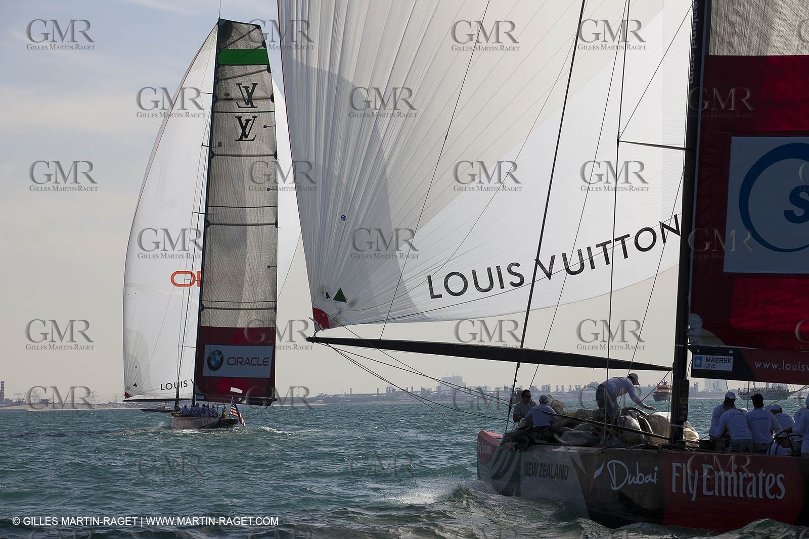 19 11 2010 - Dubai (UAE) - Dubai Louis Vuitton Trophy - Round 2 -  BMW ORACLE Racing Vs Synergy
