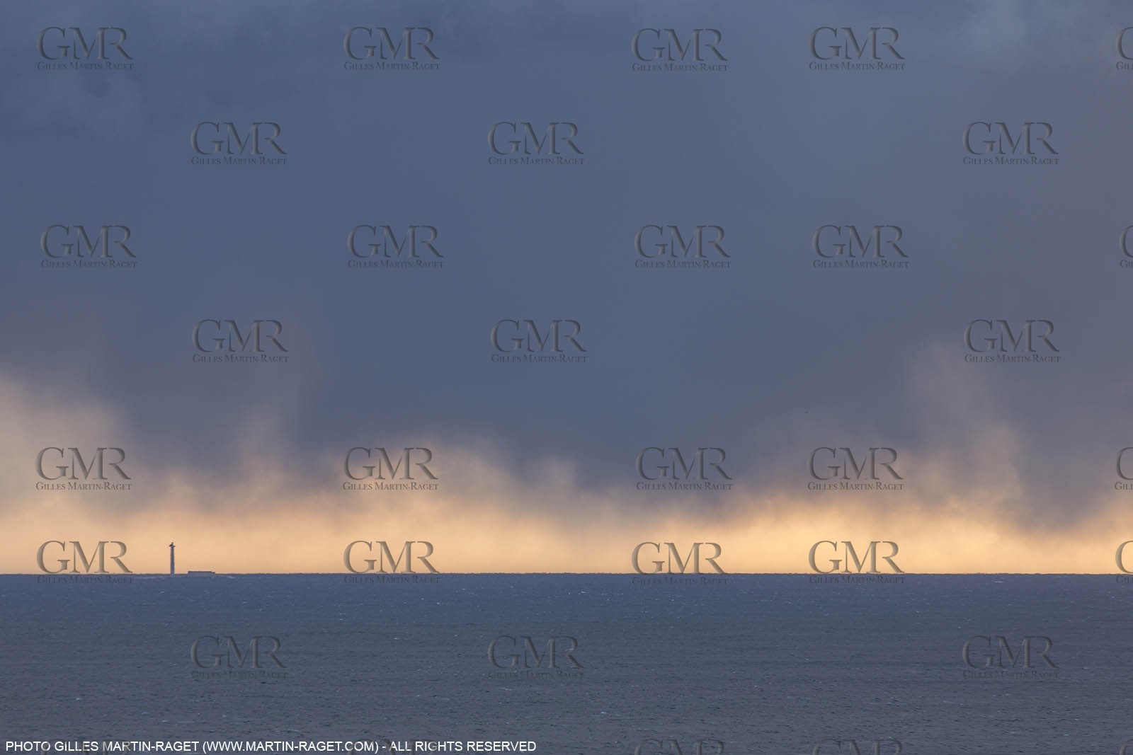 05 03 2015, Marseille (FRA,13), Col de Sormiou, Marseilles as seen from Sormiou pass