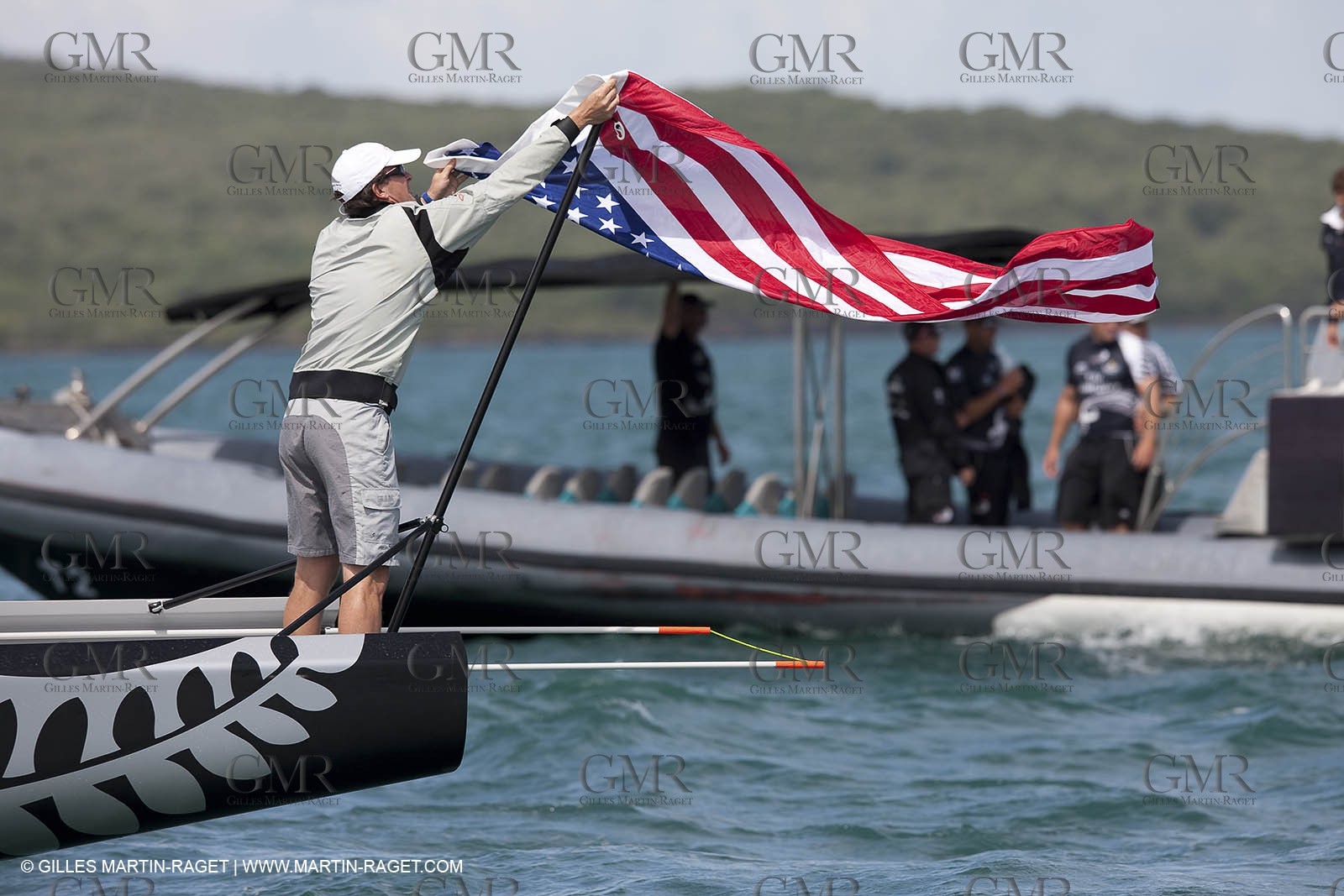 01 02 2009 - Auckland (NZL) -  Louis Vuitton Pacific Series -  Racing Day 4 - Round Robin 2 - BMW ORACLE RAcing Vs Pataugas by K-Challenge